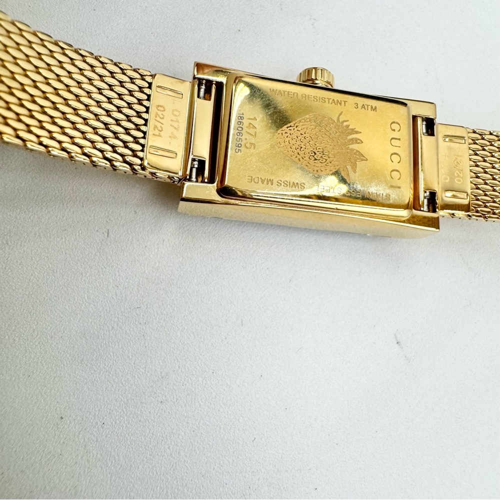 Gucci Women's Swiss G-Frame Gold-Tone Stainless Steel Mesh Bracelet Watch - Picture 5 of 8